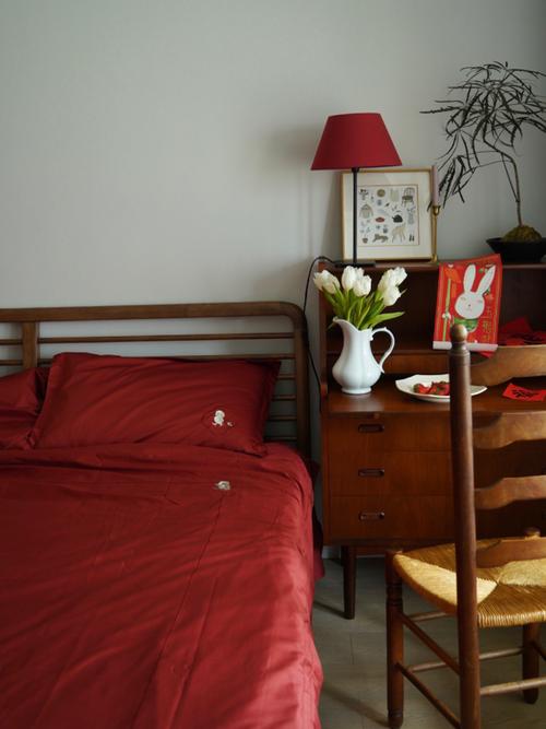 红色房间安卓汉化哪里下载安全?(推荐这几个可靠渠道)