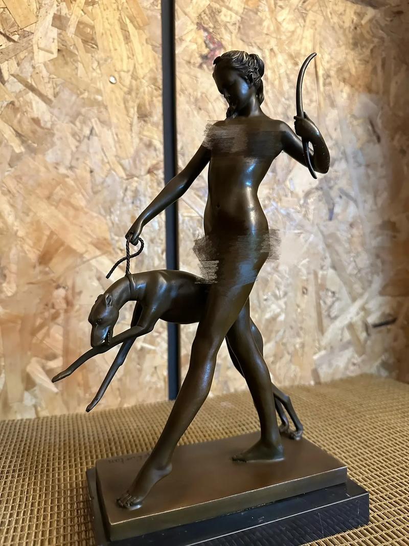 探索女神狩猎的魅力：绅士游戏中的幻想与冒险