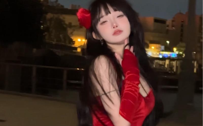 探索欲之梦：一个迷人的虚拟世界