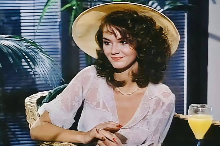 《萨沙的启蒙》内置89最新版本教程：从安装到游戏技巧全攻略