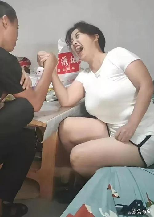 早洩外甥与性冷感阿姨汉化版最新更新内容实用教程