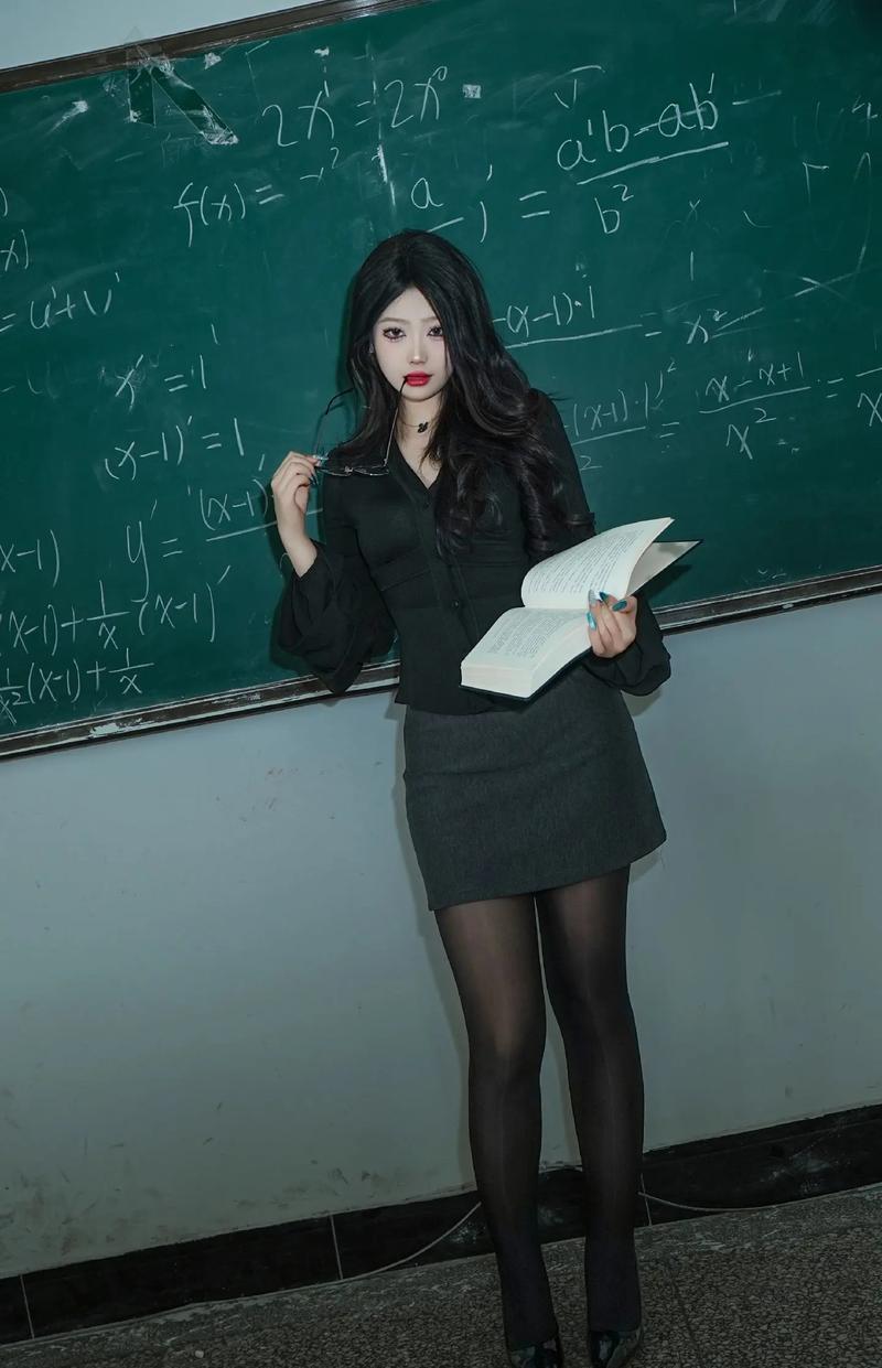 老师风流记最新版本解析与深度分析