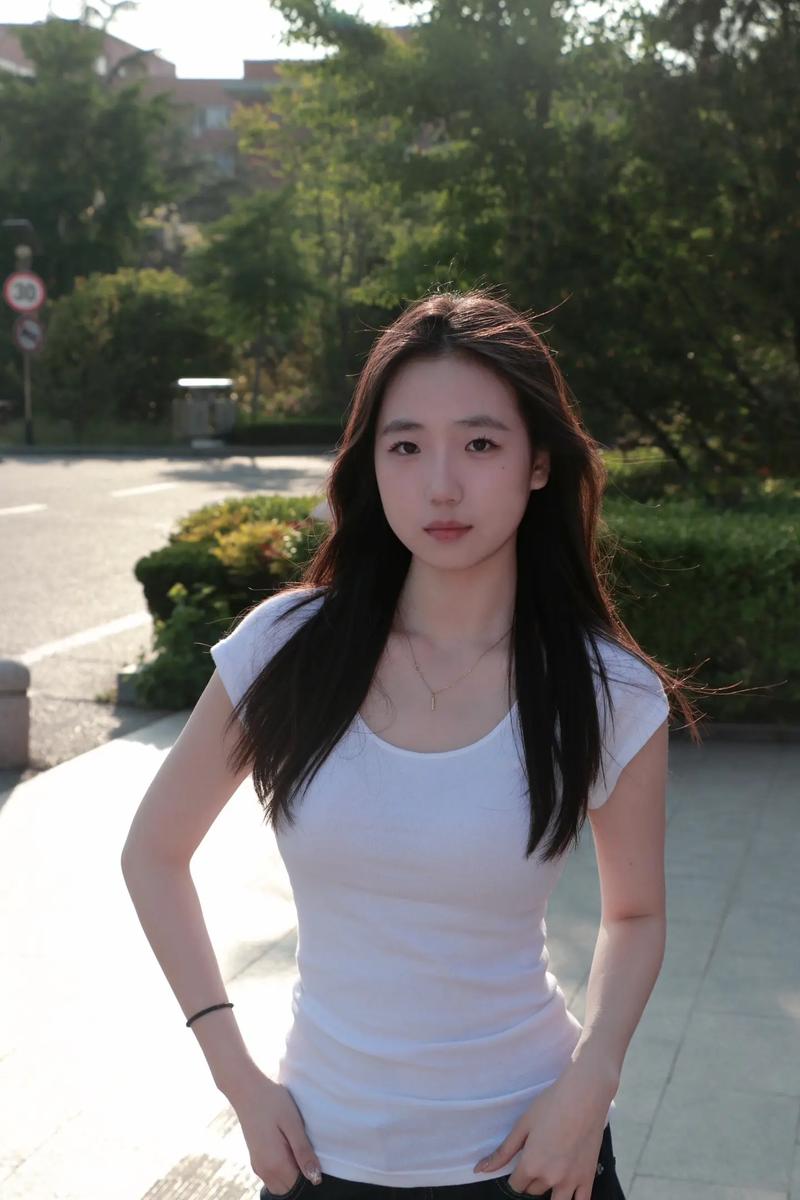 有女生活在哪下载：绅士游戏市场的新趋势分析